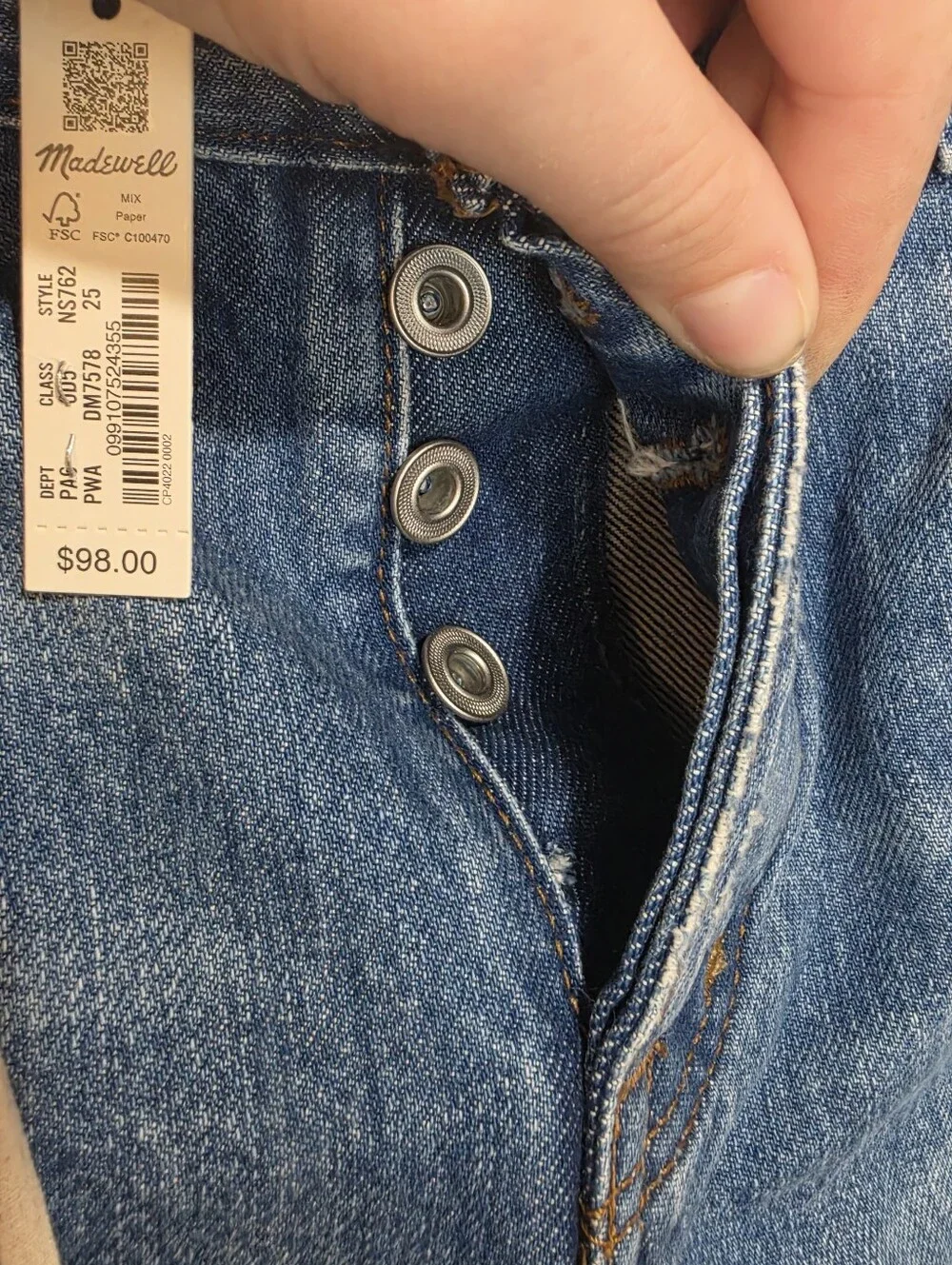 Madewell Long Denim Shorts in Pedersen Wash